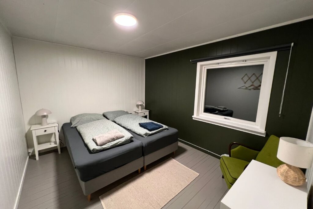 Room 4
