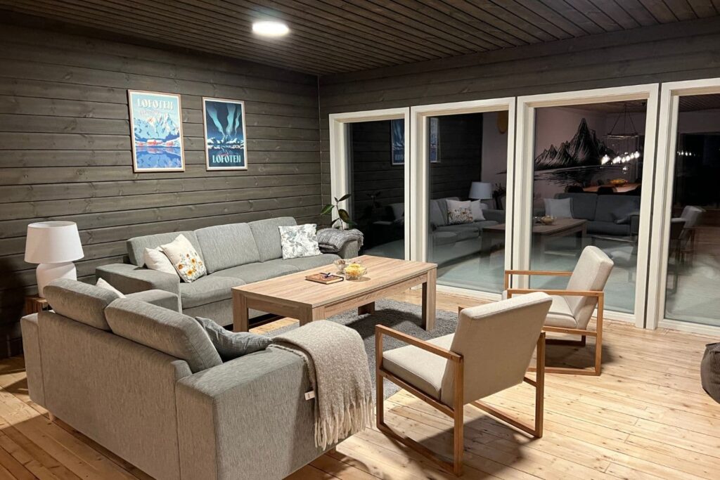 Explorer Lodge 2